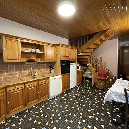 בית נופש Confortable Pres De Vichy Avec Animaux Admis - Fr-1-489-496 *