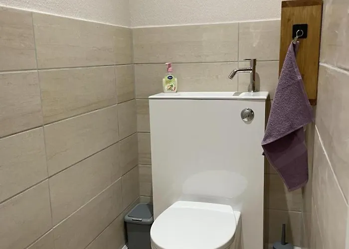 Confortable Pres De Vichy Avec Animaux Admis - Fr-1-489-496 Ferienhaus *